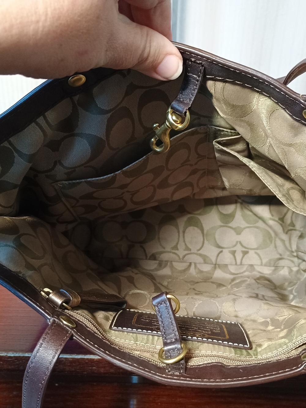 Coach Legacy Stripe Tote - Picture 7 of 9